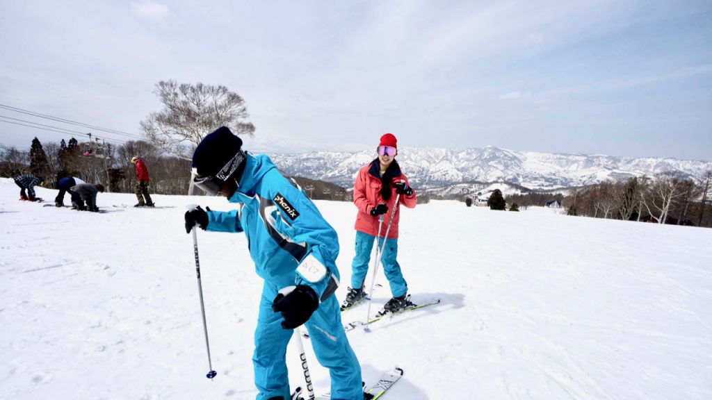 nozawa onsen skiing
