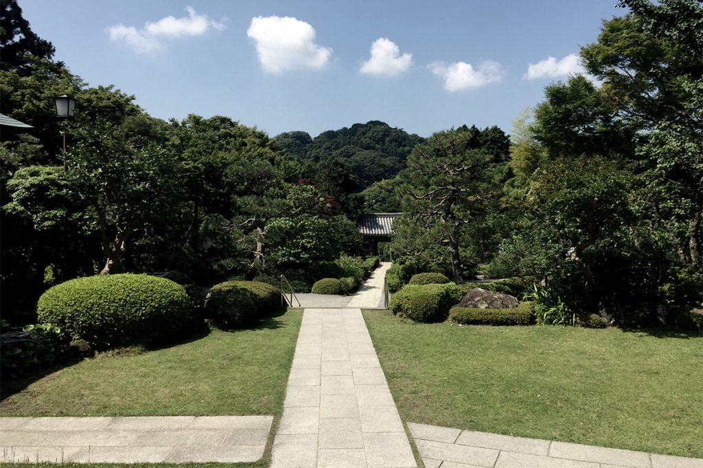 Jomyaji temple in Kamakura