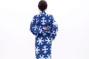 Point for wearing female yukata